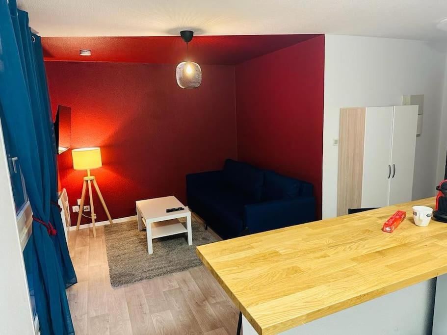 Studio Centre Avec Wifi Appartamento Mulhouse Esterno foto
